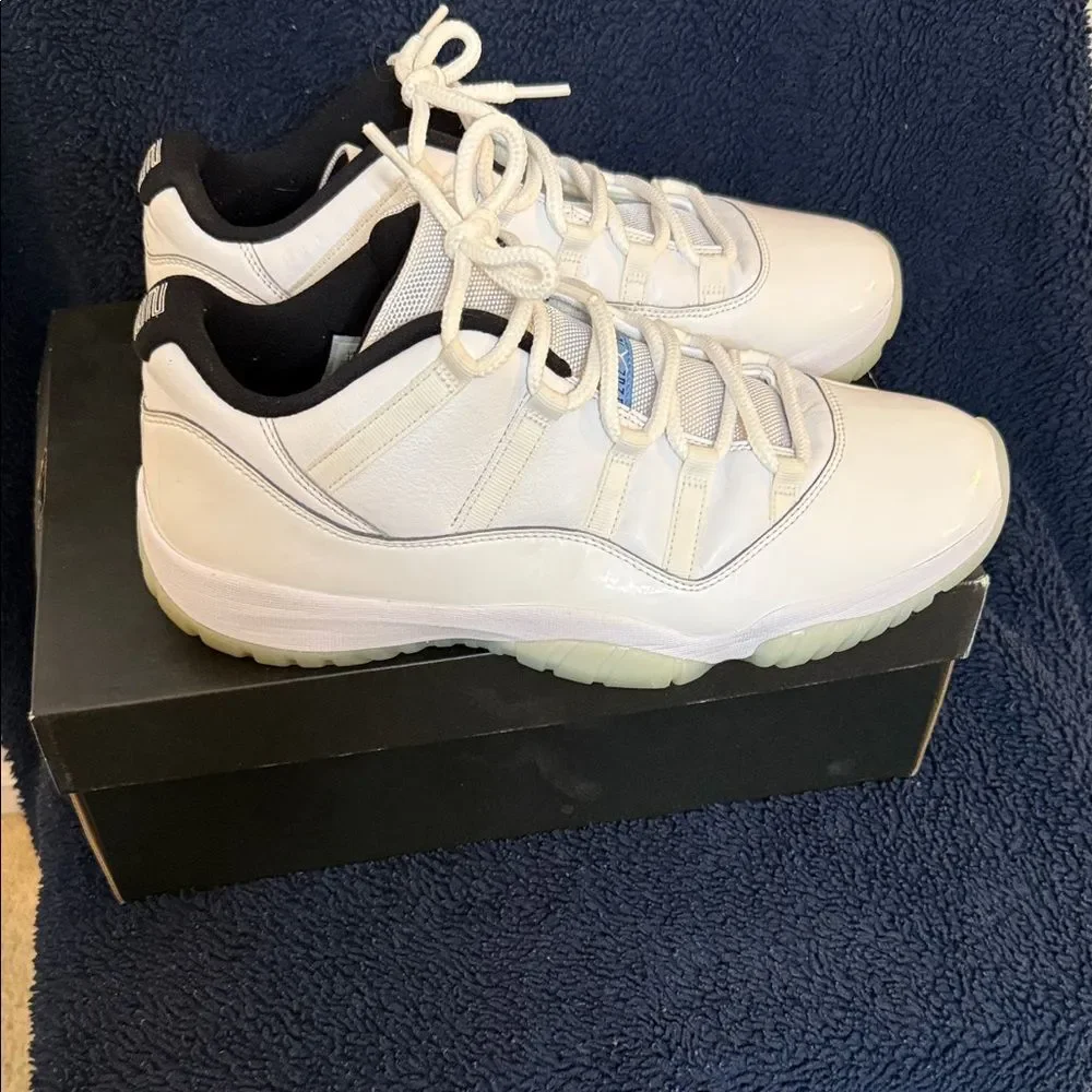 Air Jordan Retro 11 Columbia White blue Black